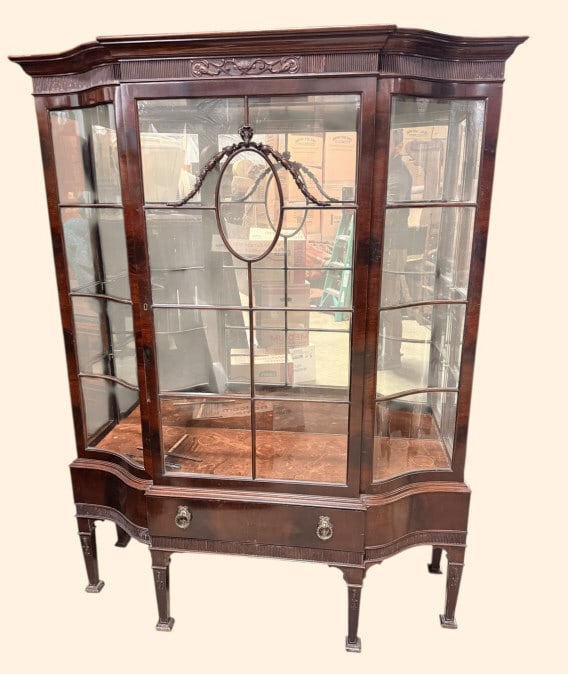 American Federal Revival Mahogan Display Cabinet (1 of 4)