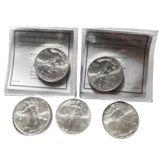 Lot of Five (5) American Silver Eagles 1 Troy Oz (1 of 2)