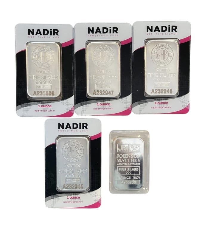 Five 1oz Silver bars (1 of 4)