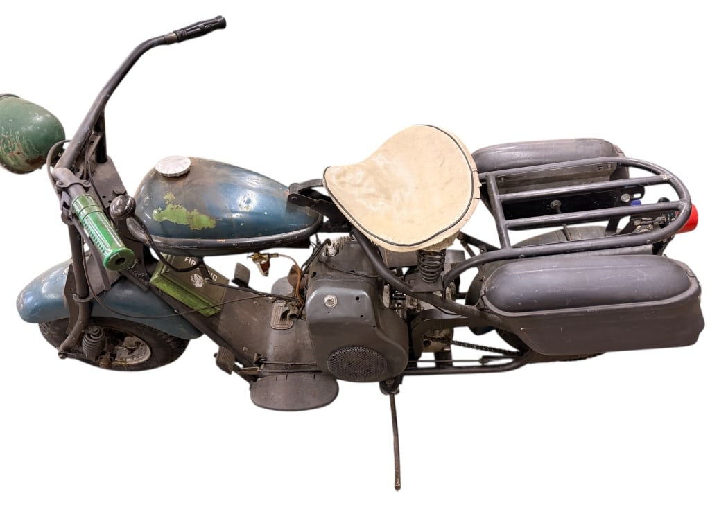 1955 Cushman Eagle Scooter - 2
