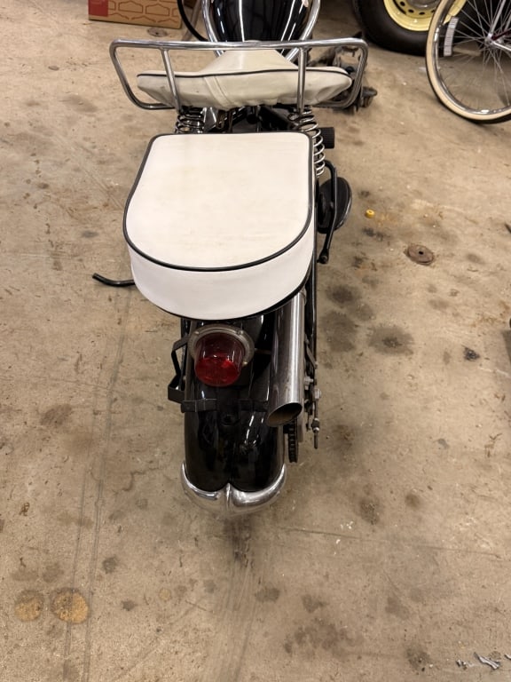 1959 Cushman Eagle Scooter - 4