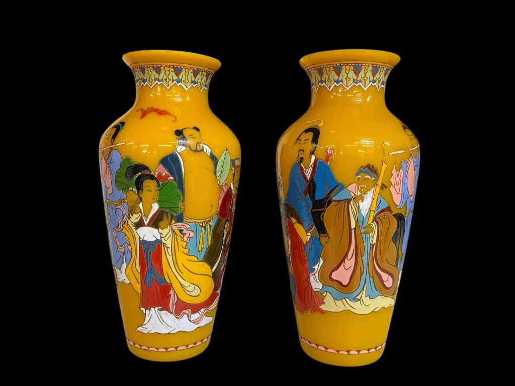 Pair Chinese Peking Glass Vases (1 of 4)