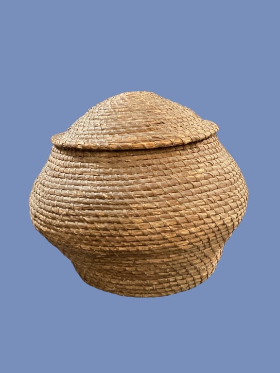 Coilwork Straw Basket (1 of 6)