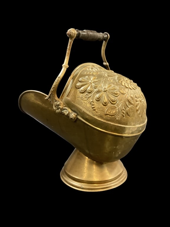 Brass Coal Scuttle (1 of 6)