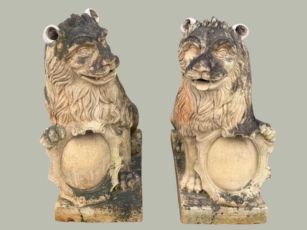 Pair Terra Cotta Lions (1 of 7)