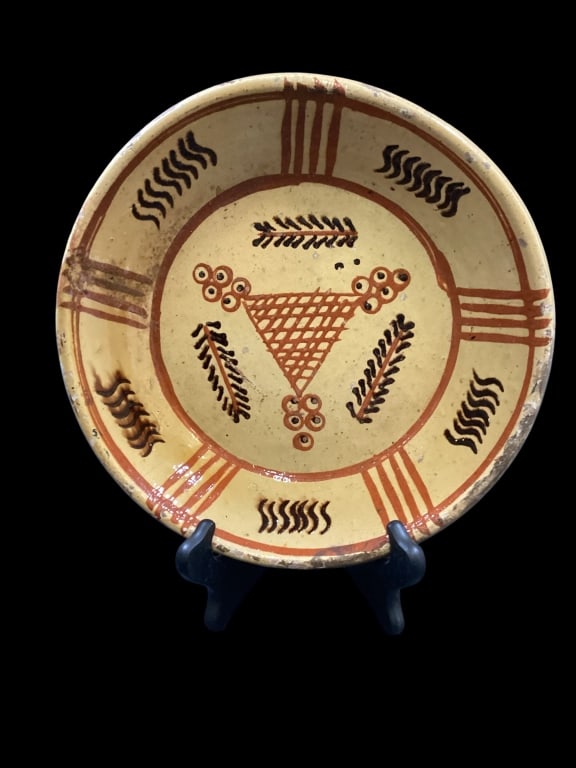 Slip Decorated Eathernware Bowl (1 of 4)