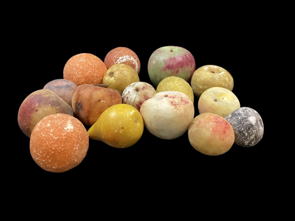 Vintage Stone Fruits: 16 pieces various stone fruits, pears, apples, oranges, peaches, lemons