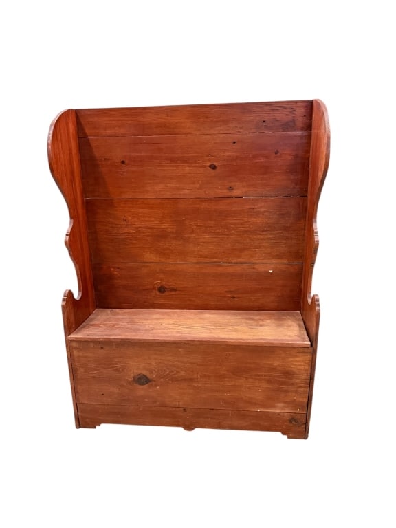 Wormy Chestnut Lift Top Settle (1 of 4)