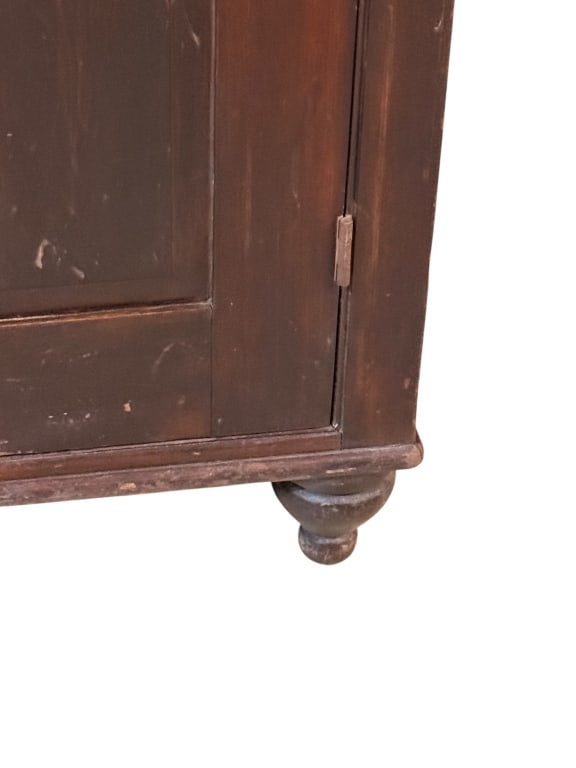 White Pine Linen Press - 2