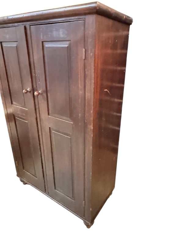 White Pine Linen Press - 3