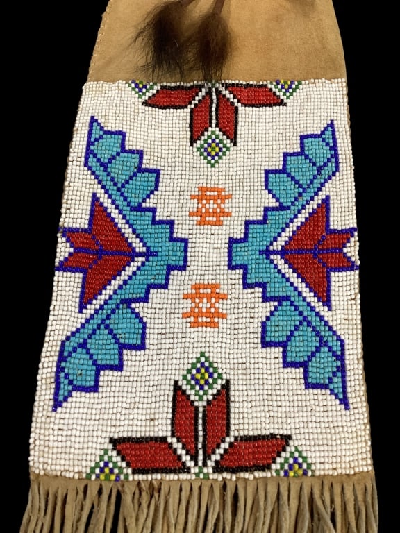 Sioux Beaded Pipe Bag - 2