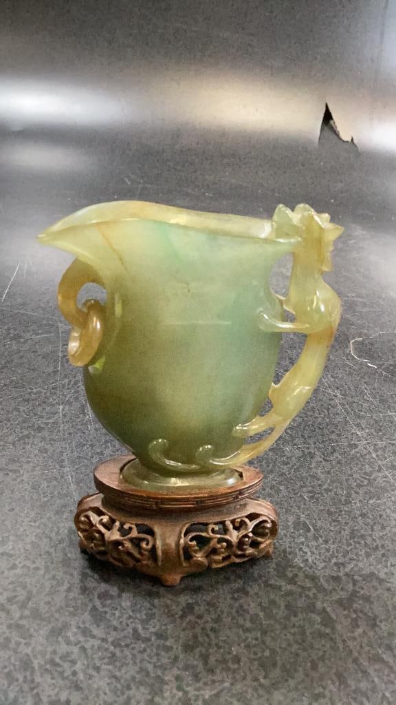Rose Quartz and Jade Carved Articles - 4