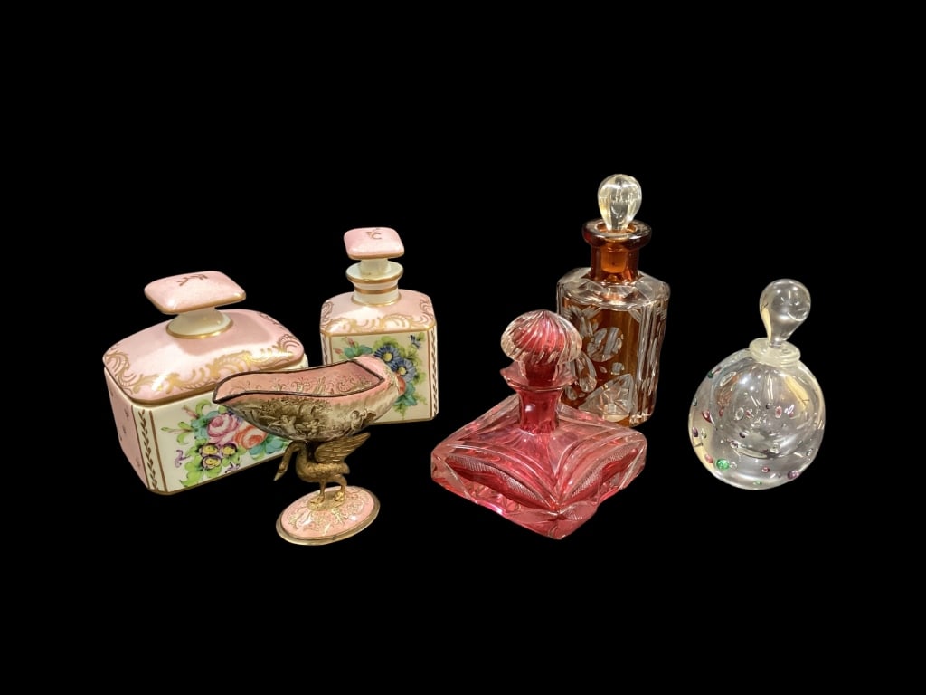 Ladies Vanity Objects (1 of 7)