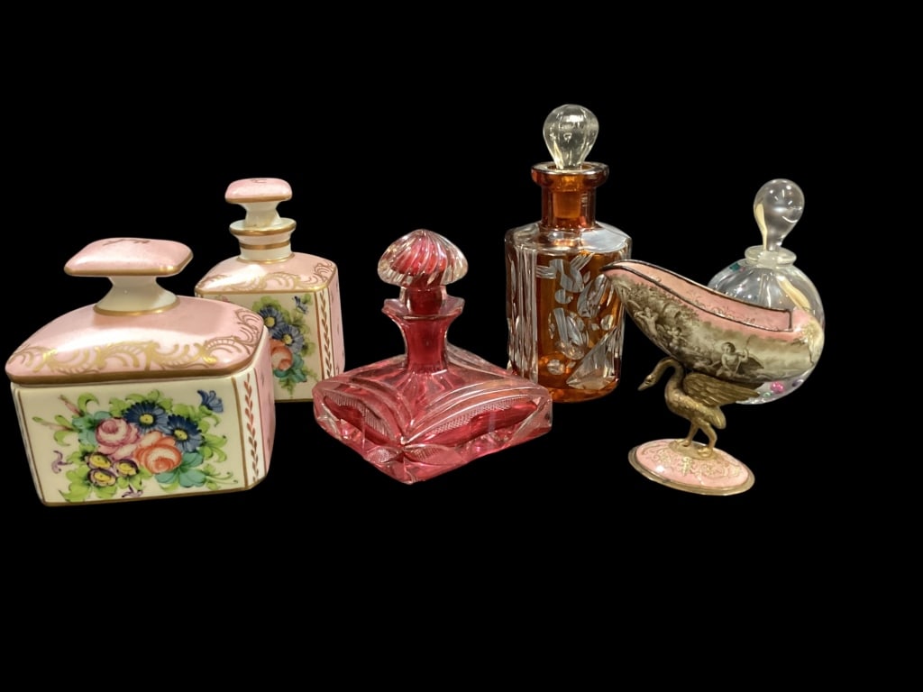 Ladies Vanity Objects - 2