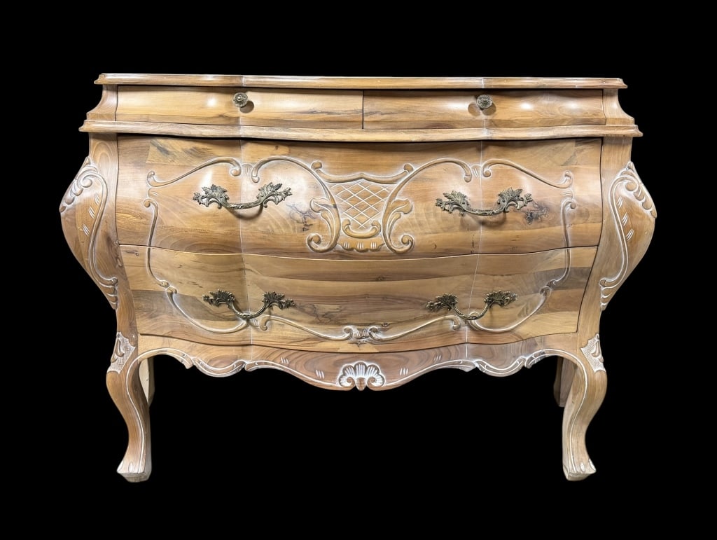 Italian Vintage Rococo Style Commode: Mid 20th century, richly grained bombe commode, marked Made in Italy on. All, 2 over 2 drawers..surface scratches and finish wear, dusty..33H x 51W x 21D inches Line Item # 83 - ()
