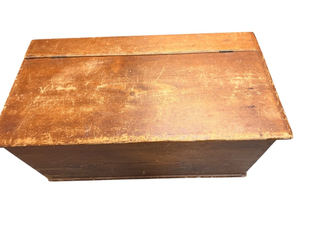 Primitive Pine Blanket Chest - 2