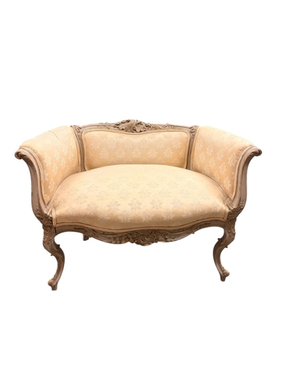 French Provincial Style Rococo Marquise (1 of 5)