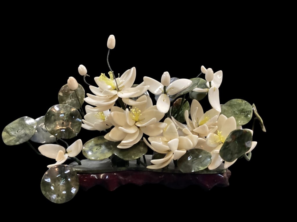 Chinese Bonsai Sculpture: Chinese Bonsai Sculpture Crafted hardstone bonsai sculpture depicting blooming white lotus flowers. Polished Quartz, agate and rounded serpentine green leaves. Two small frogs peek from underneath. Wr