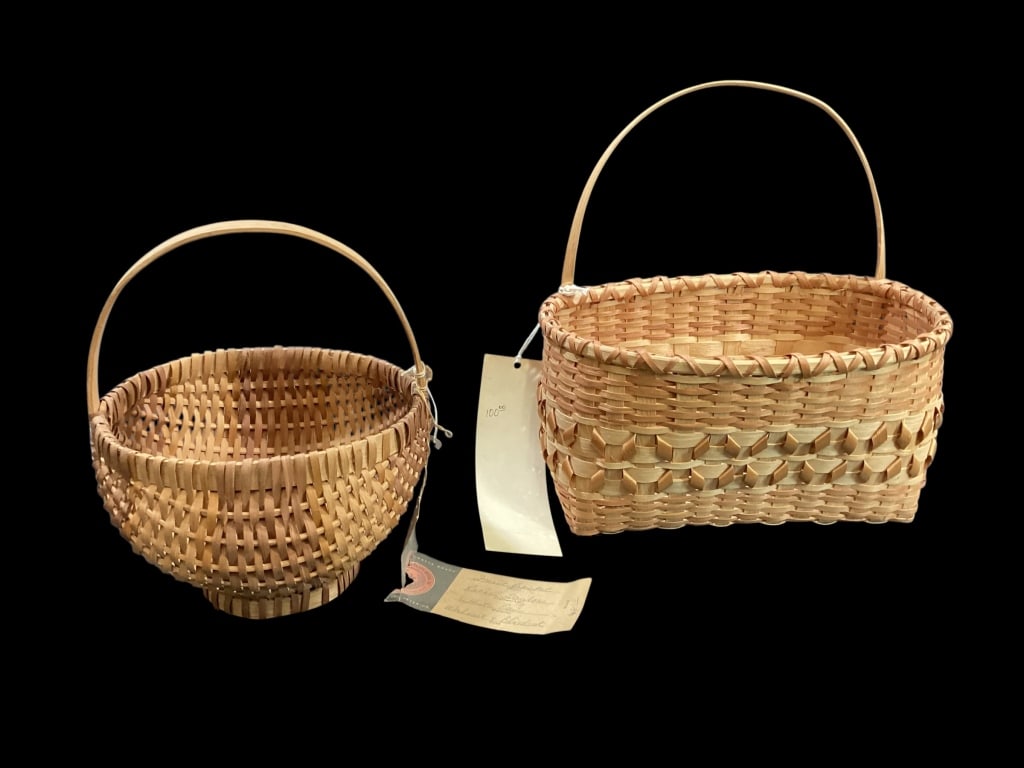 Two Cherokee Split Oak Baskets (1 of 6)