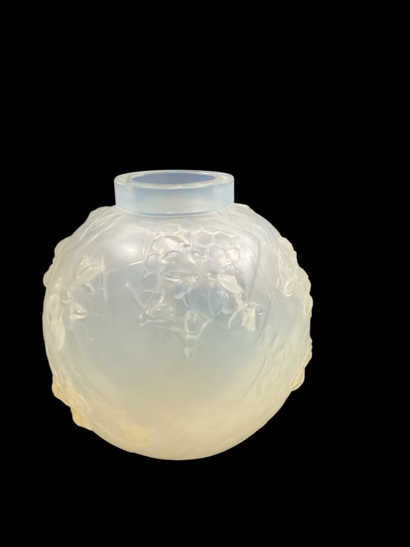 French Art Deco Glass Vase (1 of 1)