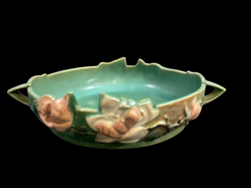 Roseville Magnolia Centerpiece Bowl: Green glaze center bowl # 450-10