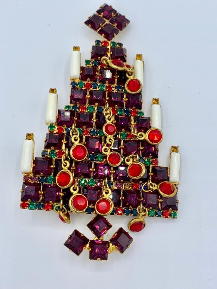VASARI RHINESTONE CHRISTMAS TREE PIN/BROOCH (1 of 2)