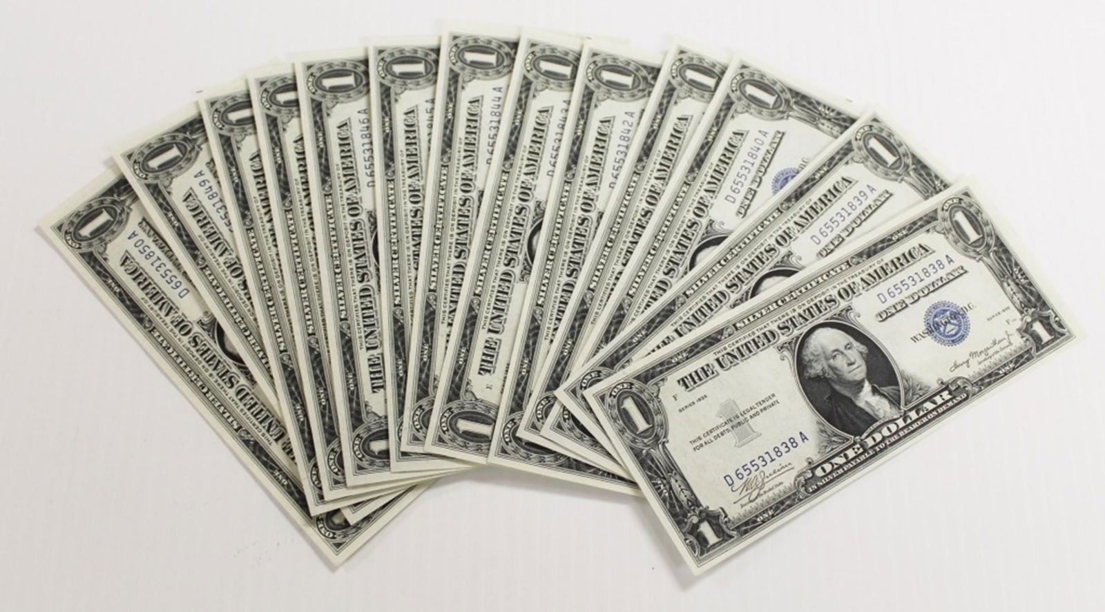 (13) PIECE 1935 $1.00 SILVER CERTIFICATES (1 of 4)