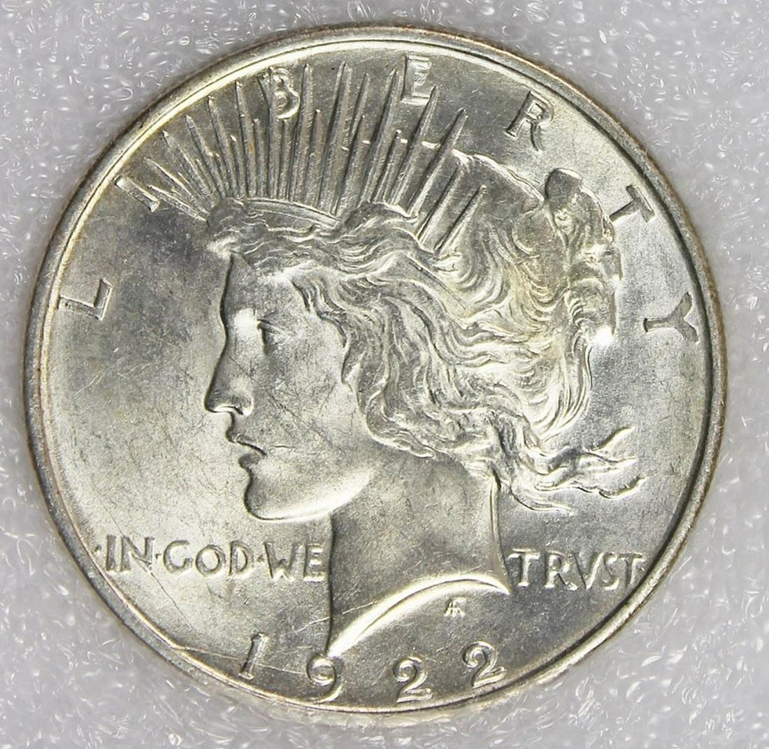 1922-D PEACE SILVER DOLLAR (1 of 4)