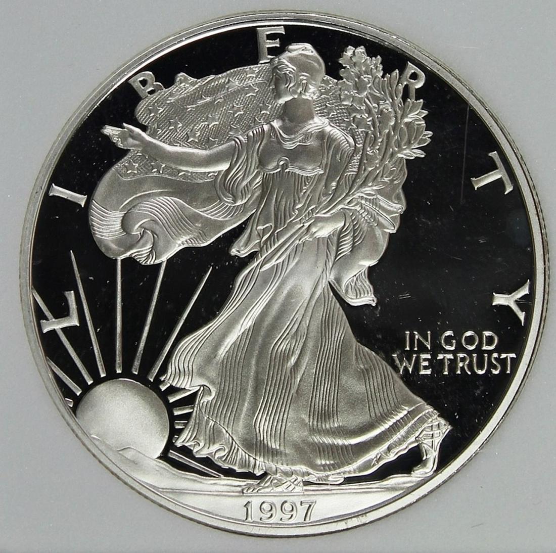 1997 AMERICAN SILVER EAGLE (1 of 4)