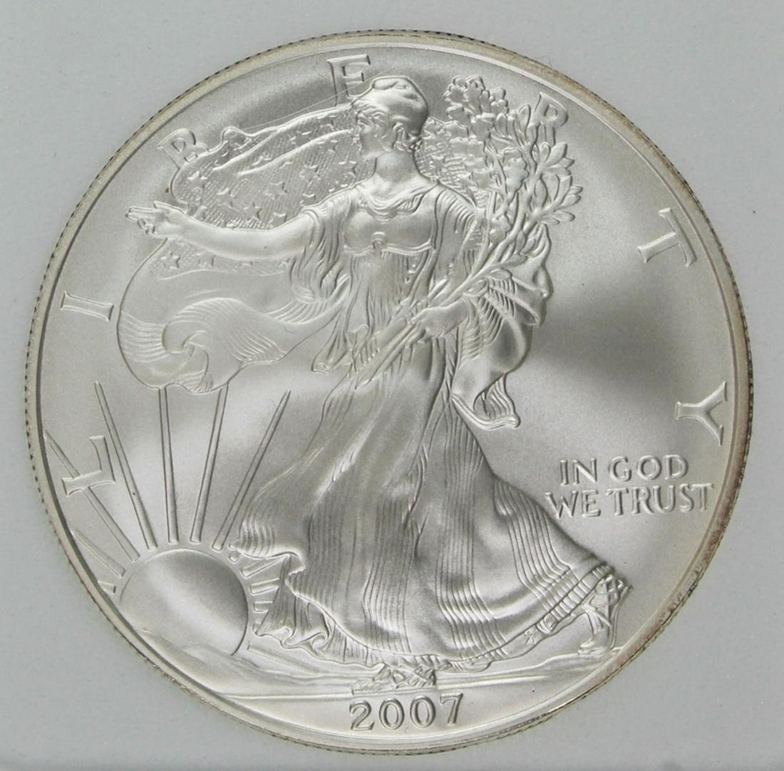 2007-W AMERICAN SILVER EAGLE (1 of 4)
