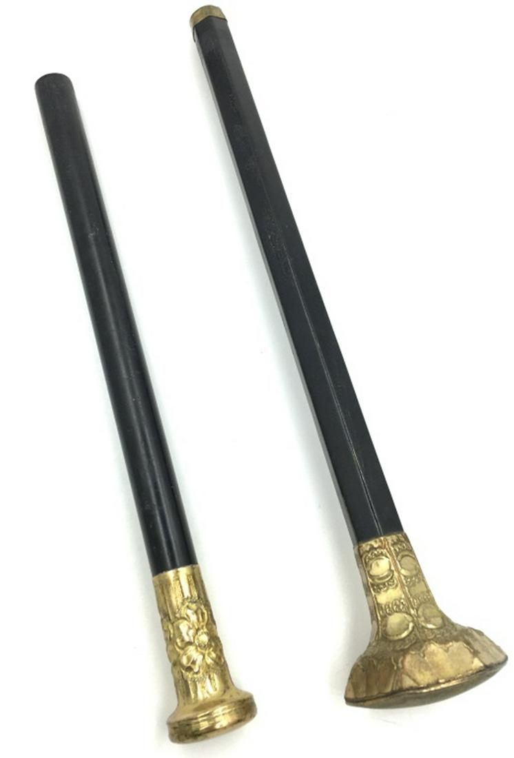 LOT OF TWO VINTAGE CANE HANDLES (1 of 2)