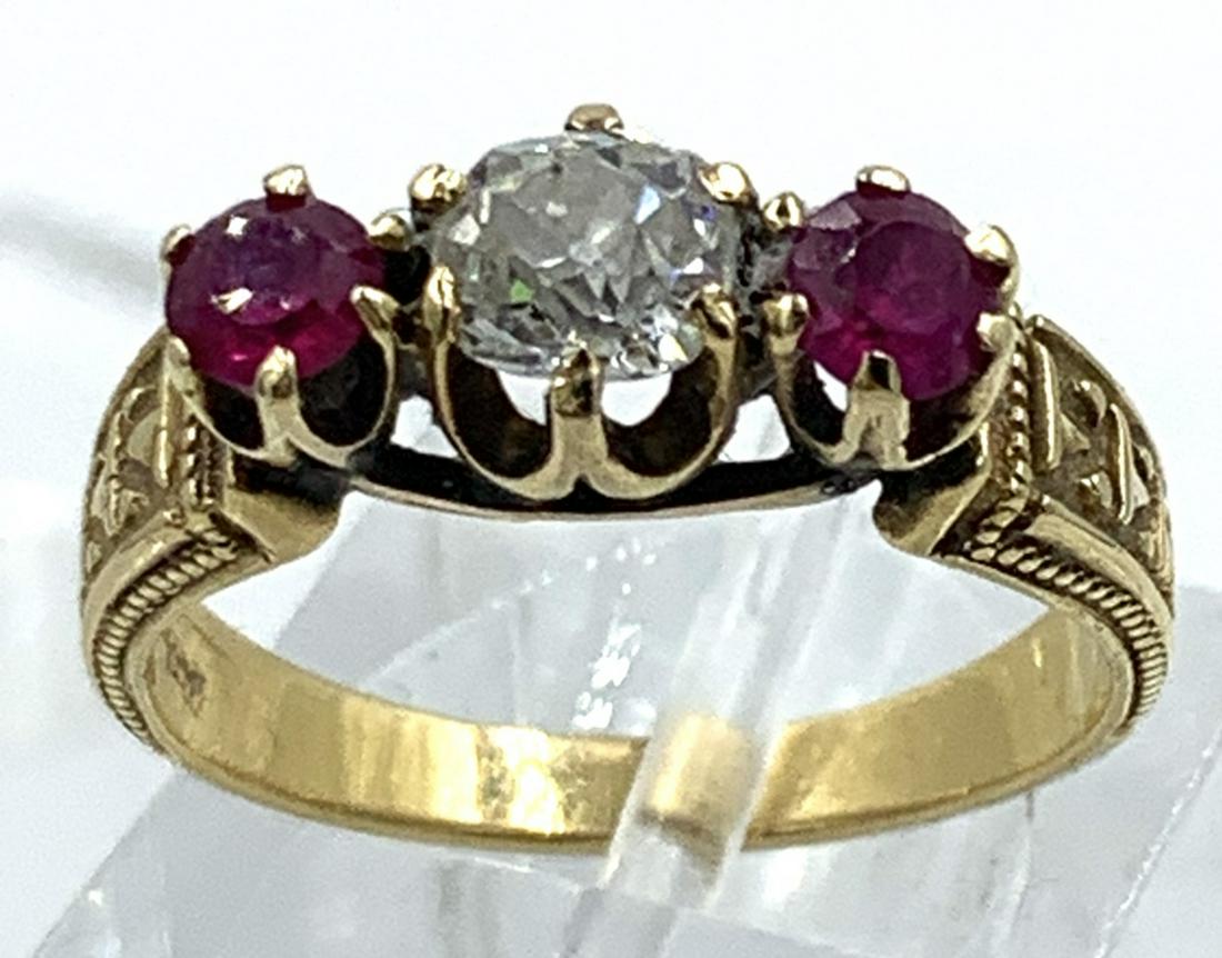 VINTAGE 10K DIAMOND AND  RUBY RING (1 of 3)