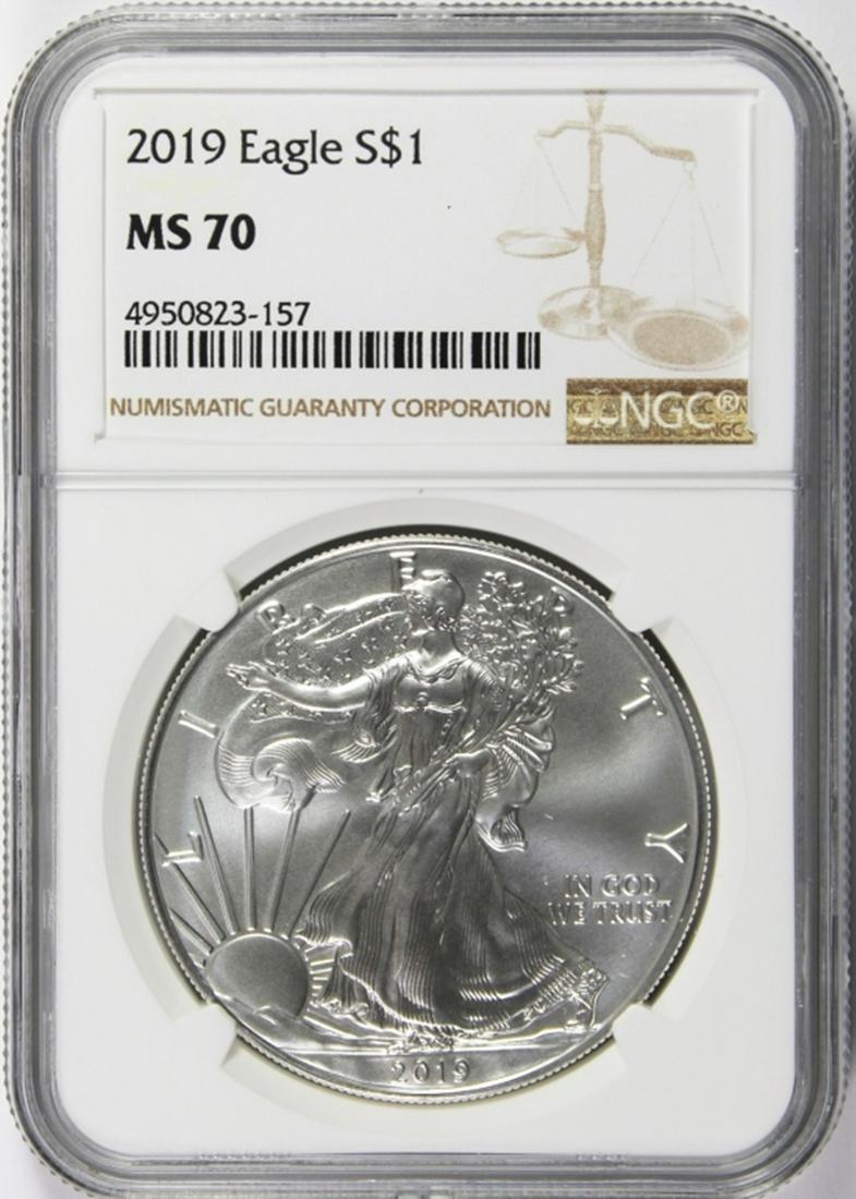 2019 AMERICAN SILVER EAGLE (1 of 2)