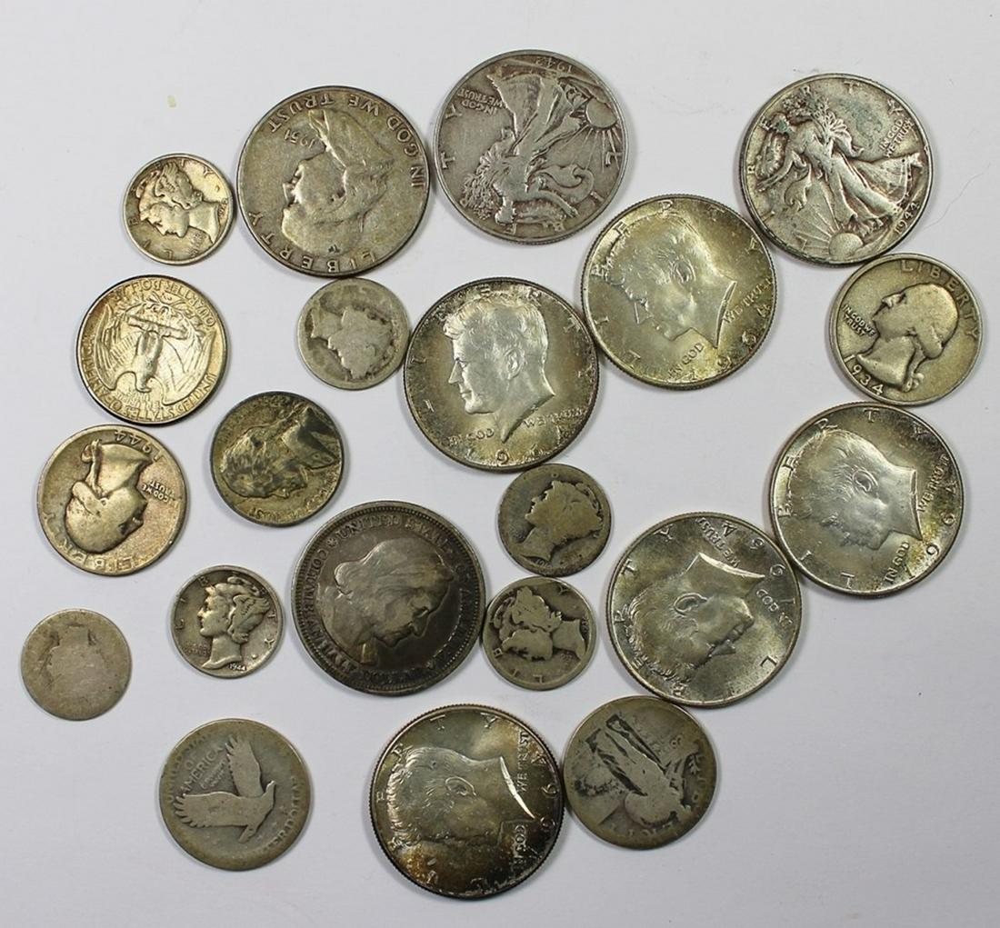 GROUP OF SILVER COINS (1 of 1)
