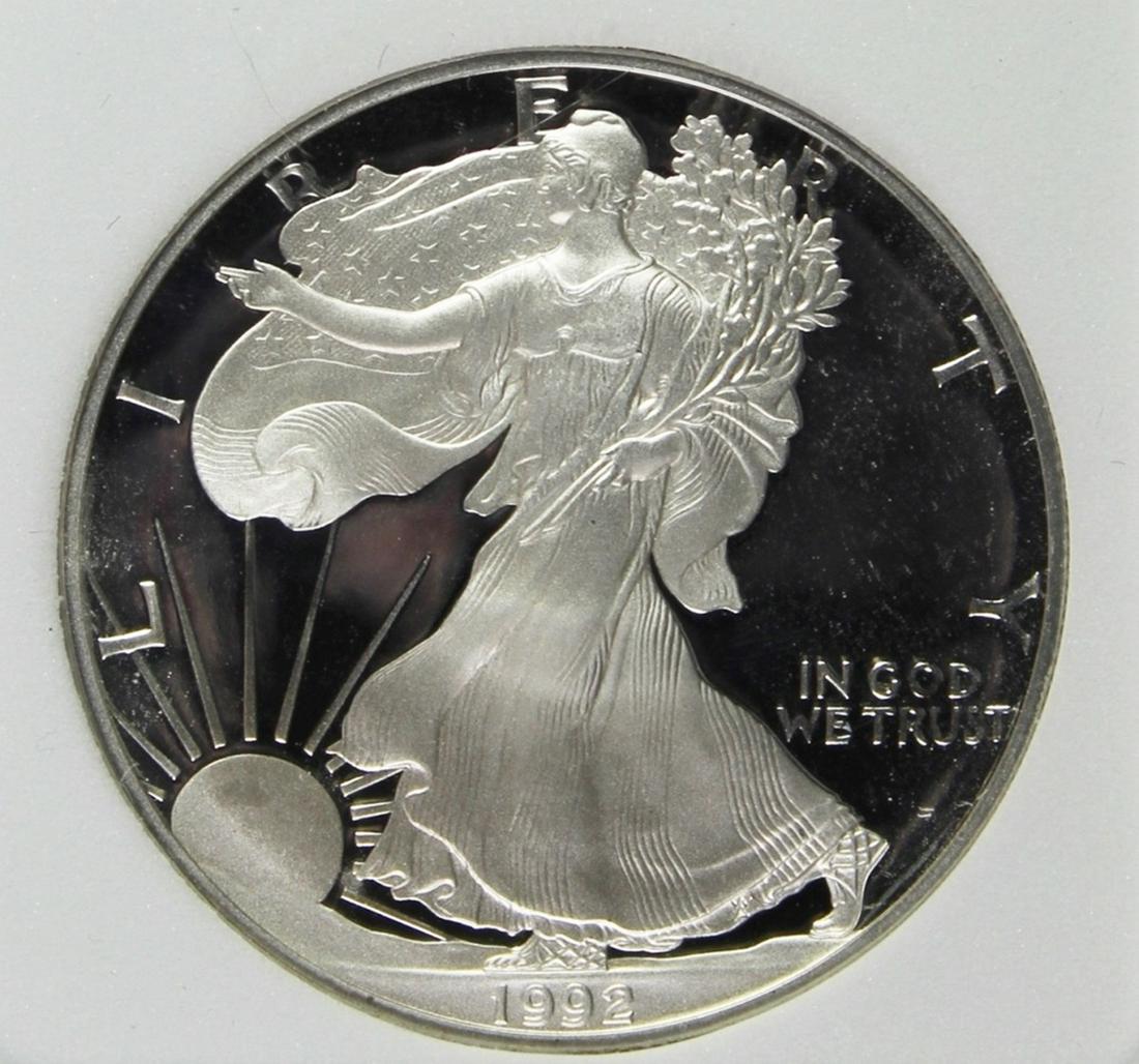 1992 AMERICAN SILVER EAGLE (1 of 4)