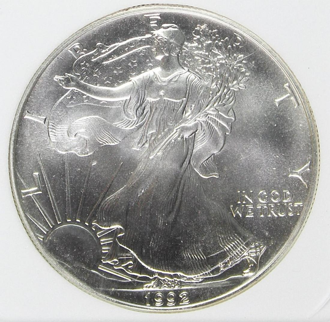 1992 AMERICAN SILVER EAGLE (1 of 4)