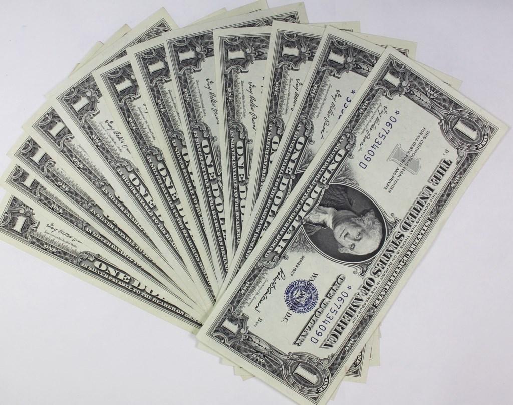 (12) BEAUTIFUL 1957 $1.00 STAR NOTES (1 of 3)