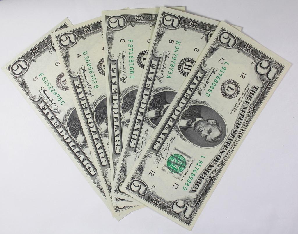 (5) 1974 $5.00 GEM UNCS (1 of 1)