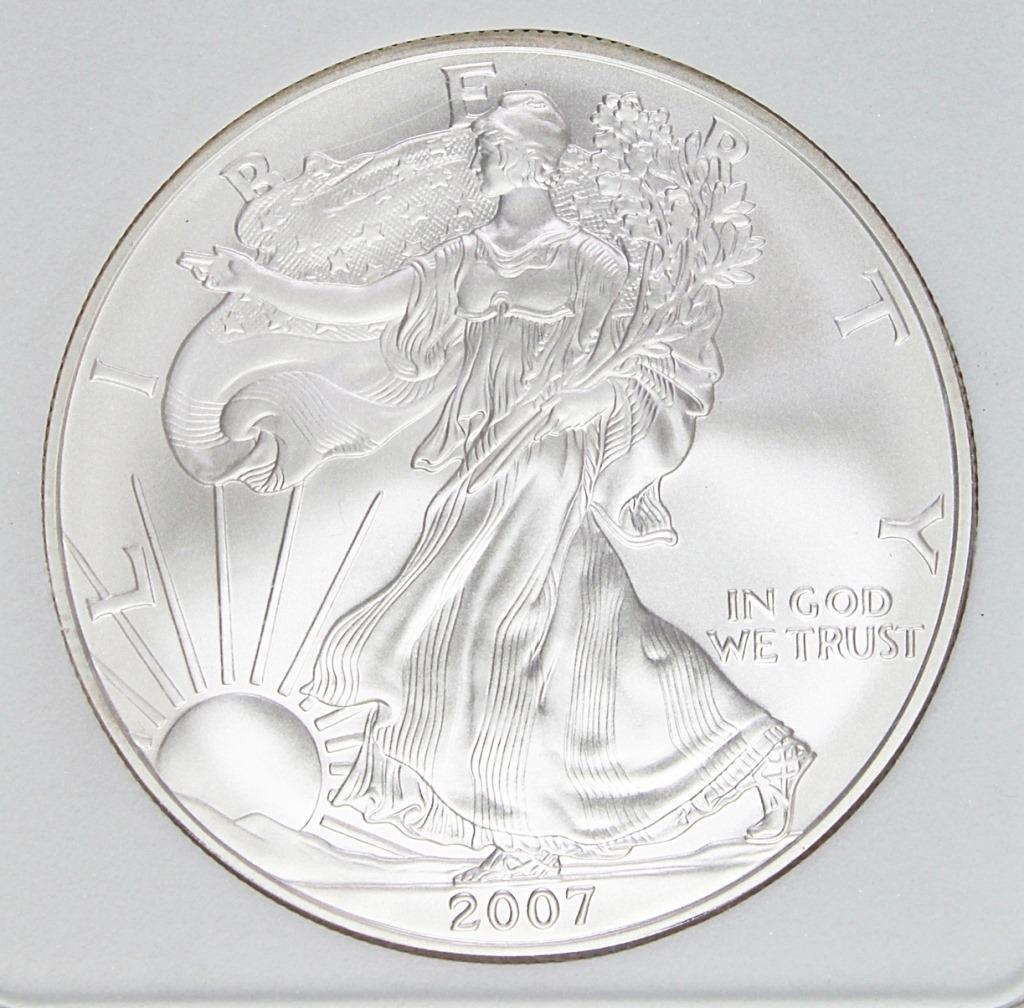 2007-W AMERICAN SILVER EAGLE (1 of 4)