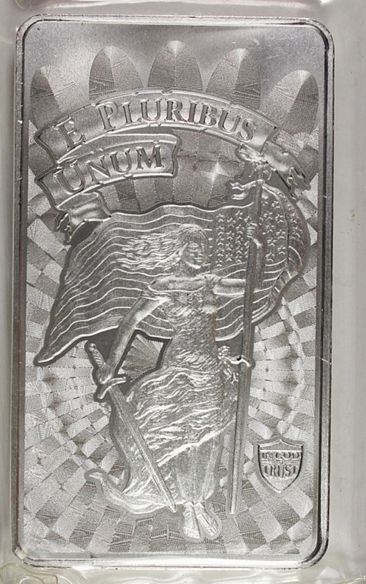10 OZ .999 SILVER BAR (1 of 2)