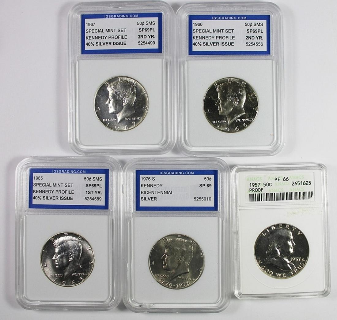 GROUP LOT OF HALF  DOLLARS (1 of 1)