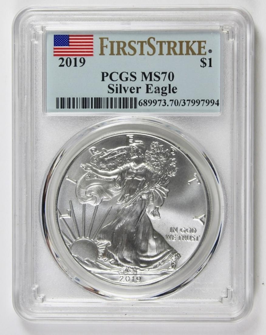 2019 AMERICAN SILVER EAGLE (1 of 2)