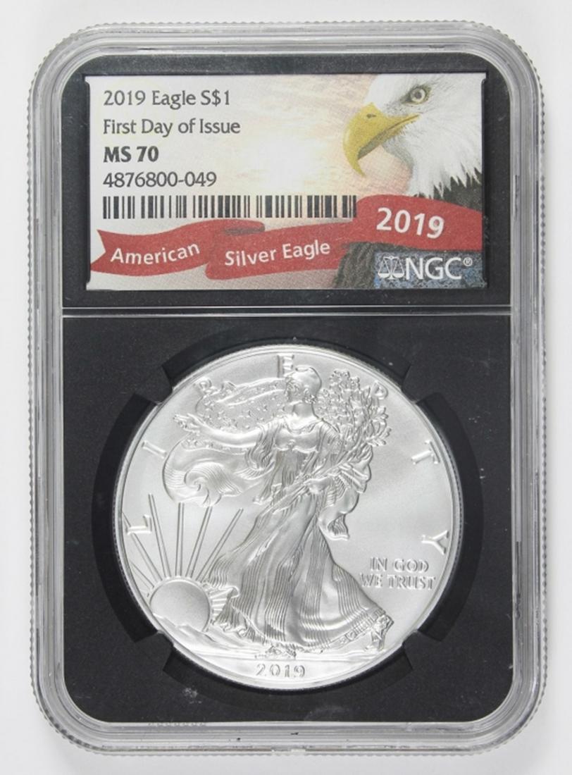 2019 AMERICAN SILVER EAGLE (1 of 2)
