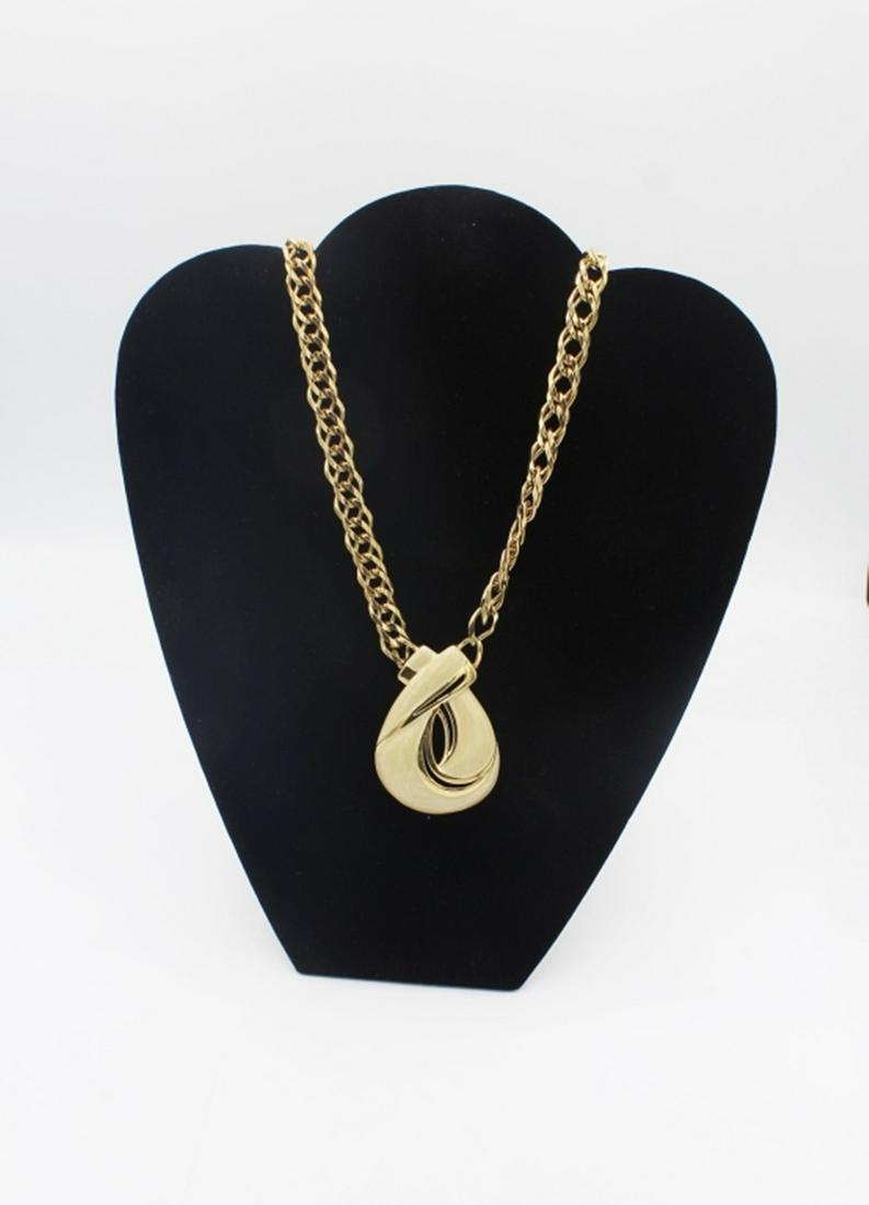 NAPIER NICEKLACE: WITH ENAMEL PENDANT. PENDANT IS 2 1/2" LONG AND NECKLACE IS 25" LONG. ESTIMATE: $30-$50