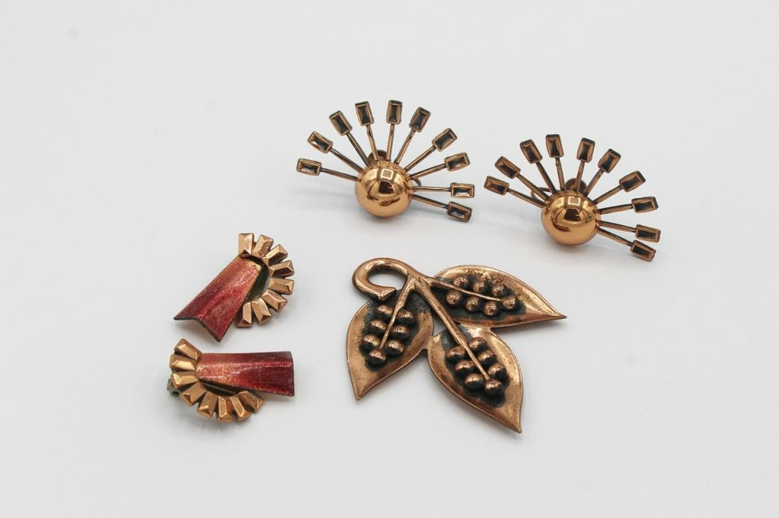VINTAGE COPPER JEWELRY SET: (2) PAIRS OF TWIST BACK COPPER EARRINGS. ONE STAMPED MATISSE. ALSO COMES WITH COPPER LEAF PENDANT STAMPED "RAME". ESTIMATE: $50-$75