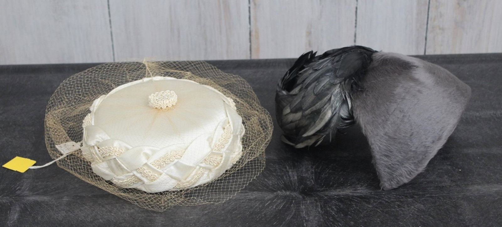 VINTAGE SCHIAPARELLI FUR AND FEATHER HAT  PLUS (1 of 4)