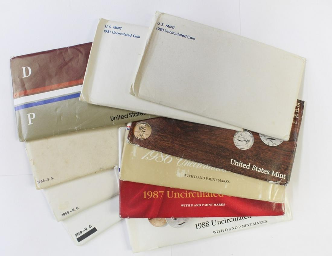 (10) U.S. MINT SETS (1 of 1)