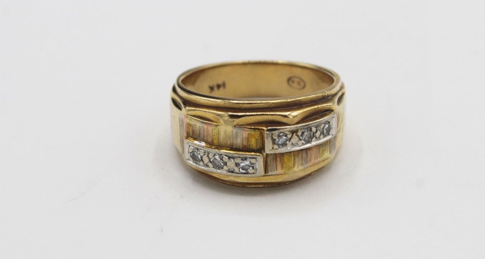 14K YELLOW GOLD RING WITH DIAMONDS (1 of 2)