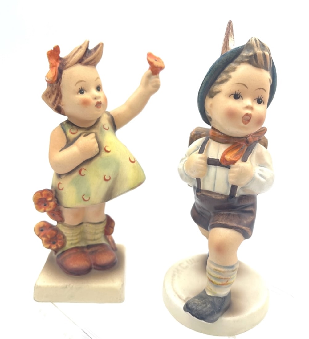 LOT OF TWO HUMMELS: #72 SPRING CHEER 5 - 5 1/2" FULL BEE, #82/0 SCHOOL BOY 5 1/2 - 6" FULL BEE, ESTIMATE: $1-$300