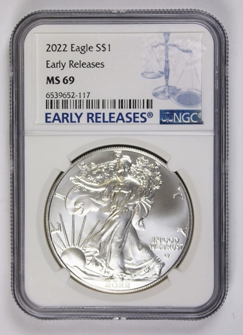 2022 AMERICAN SILVER EAGLE (1 of 2)